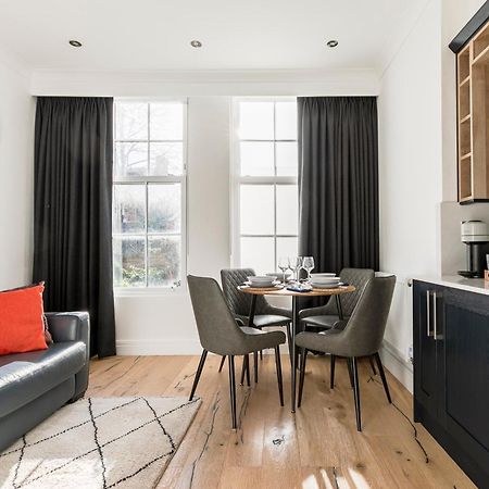 Modern Aptmt, 2 Stops To Central London, Smart Lock, Netflix Ealing Luaran gambar