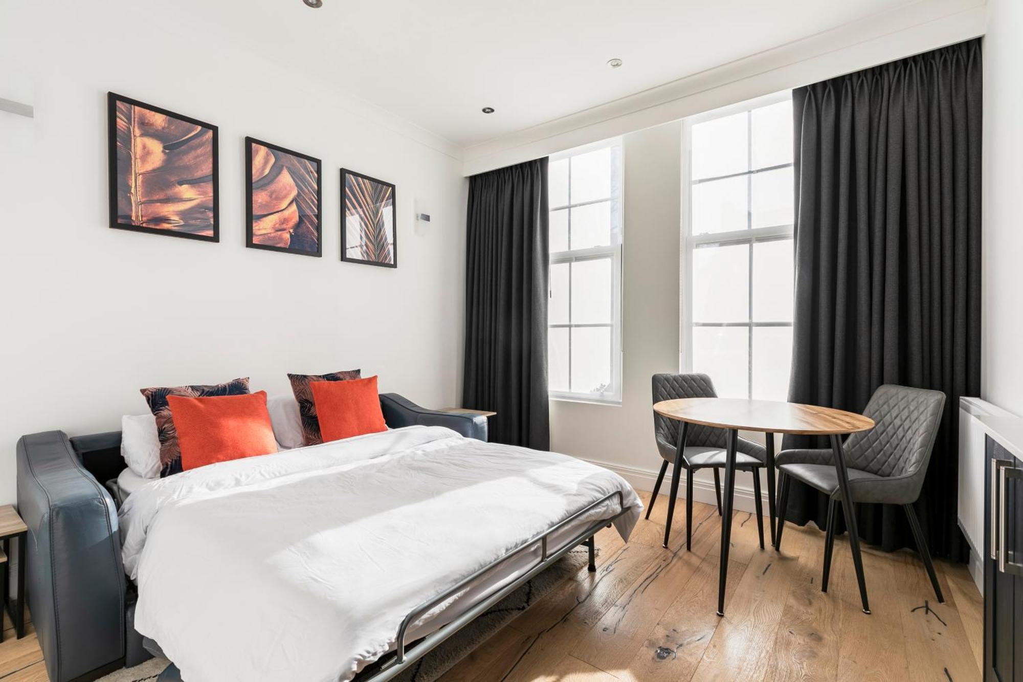 Modern Aptmt, 2 Stops To Central London, Smart Lock, Netflix Ealing Luaran gambar
